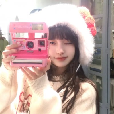 我和班上最讨厌的女生结婚了。